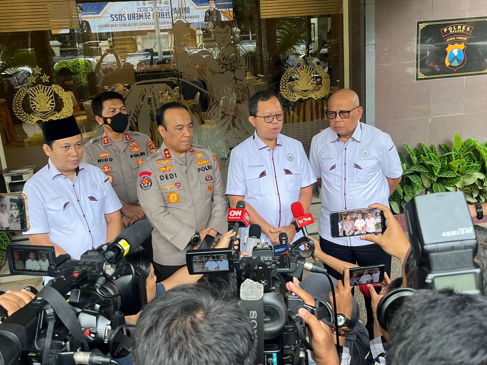 Polri Datangkan Langsung Kompolnas Pantau Kinerja Tim Investigasi Kanjuruhan.