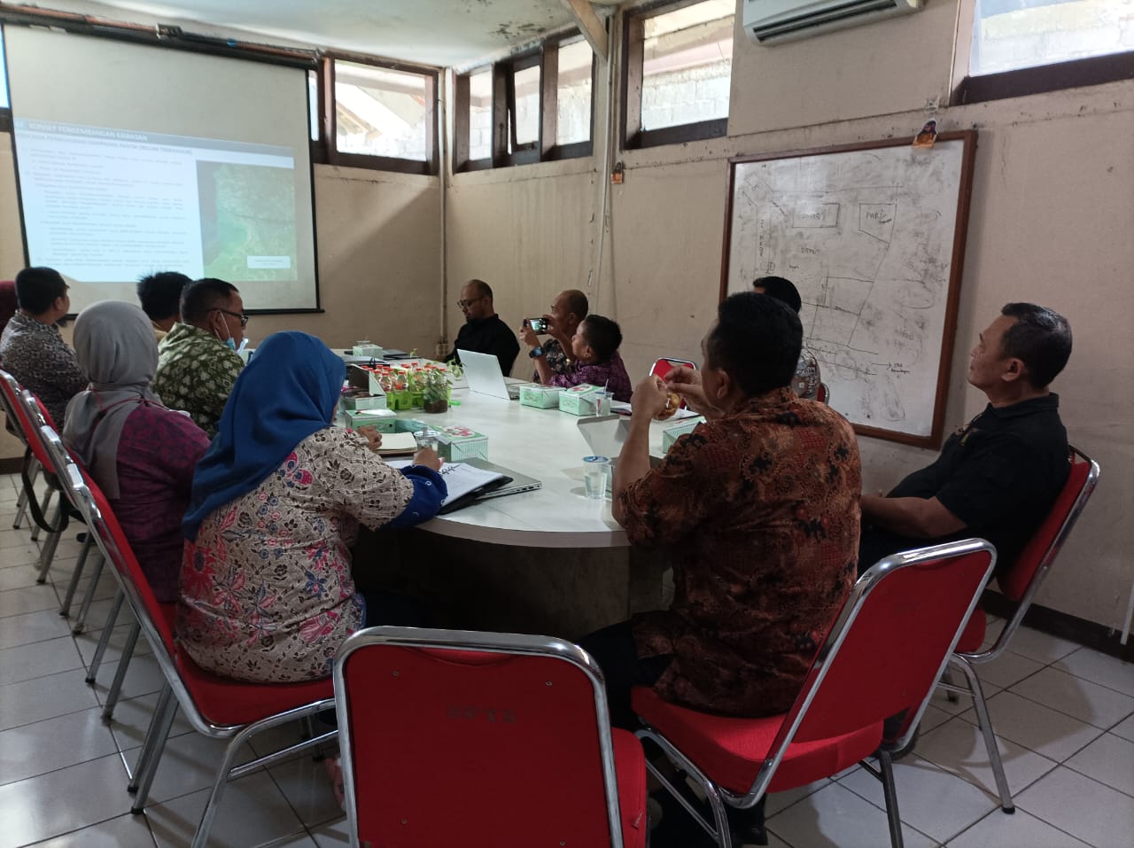 Kadiskan Kab.Sukabumi : Konsep Pemanfaatan Ruang Zona Sempadan Pantai Minta Ditindaklanjut ke Tingkat Kementrian