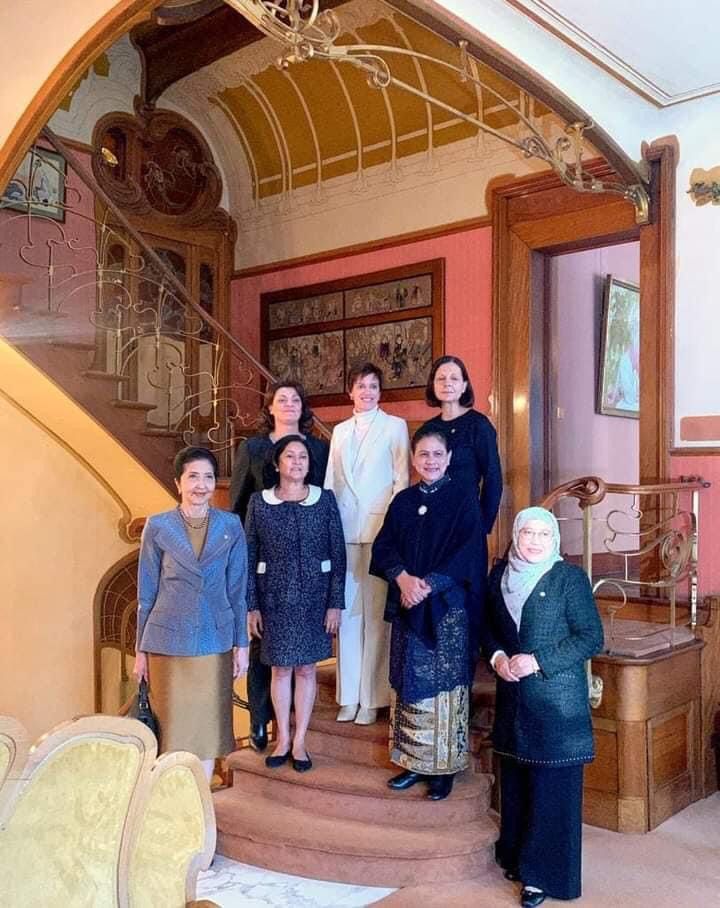 Ibu Iriana Hadiri Program Acara Pendamping KTT ASEAN-Uni Eropa