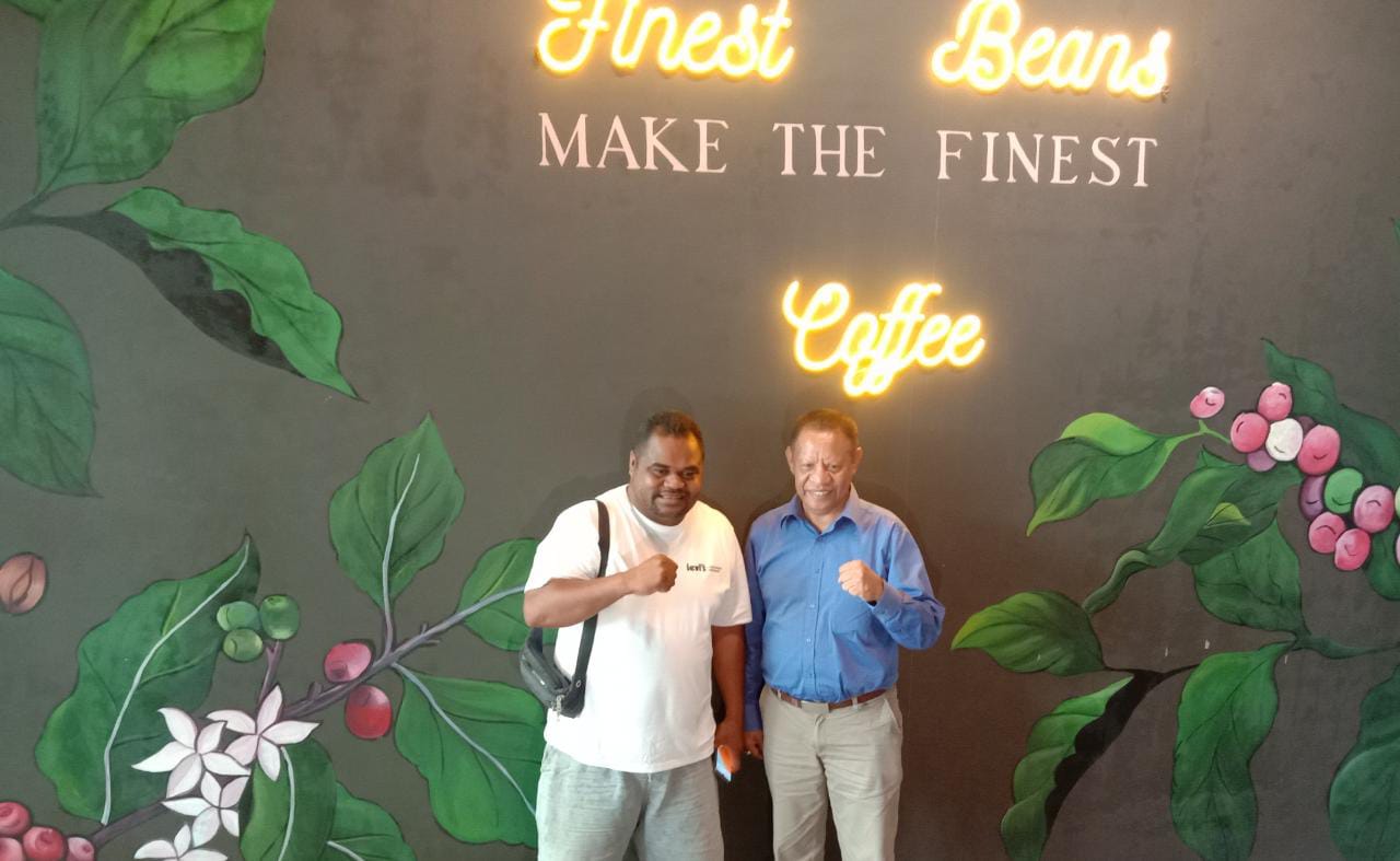 Dua Putra dari TTS Bertemu di Surabaya, Ini yang Mereka Bahas