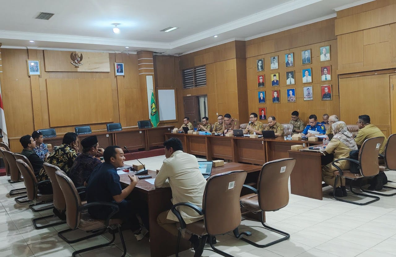 Rapat Koordinasi Bapemperda DPRD Kabupaten Sukabumi Terkait Pembahasan Raperda Tahun 2025