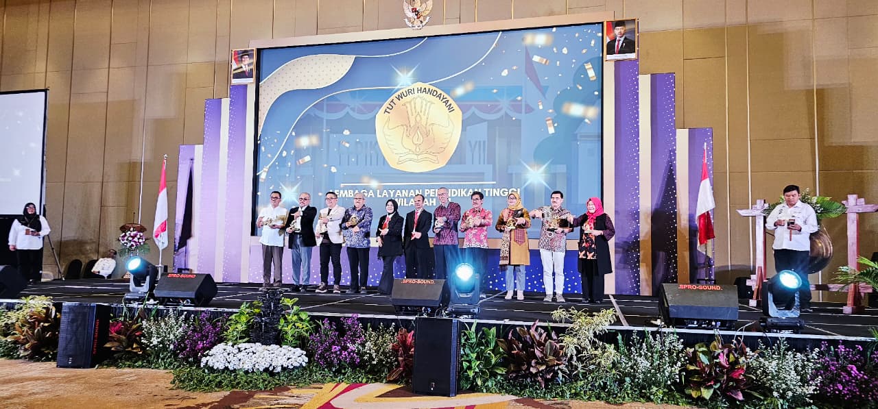 Unusa Kembali Raih Penghargaan Bergengsi