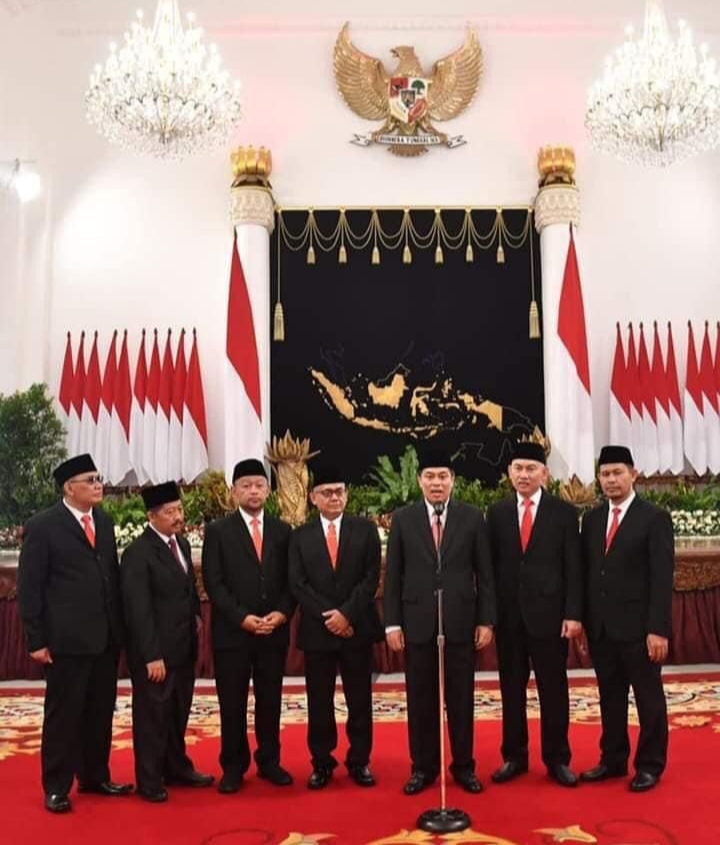 Presiden Jokowi Lantik Dewan Pengawas dan Anggota BPKH 2022-2027.